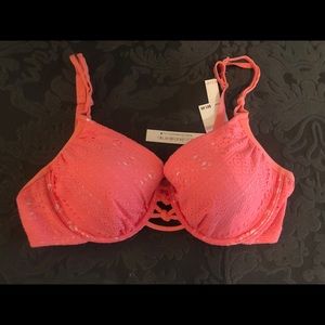 NWT Bathing suit top size 36D
